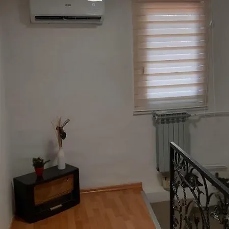Gini House Apartment